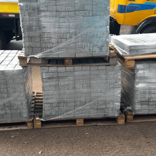 Foto da capa de Paver Drenante | Paver Maringá | Paver Sarandi | Conpavi